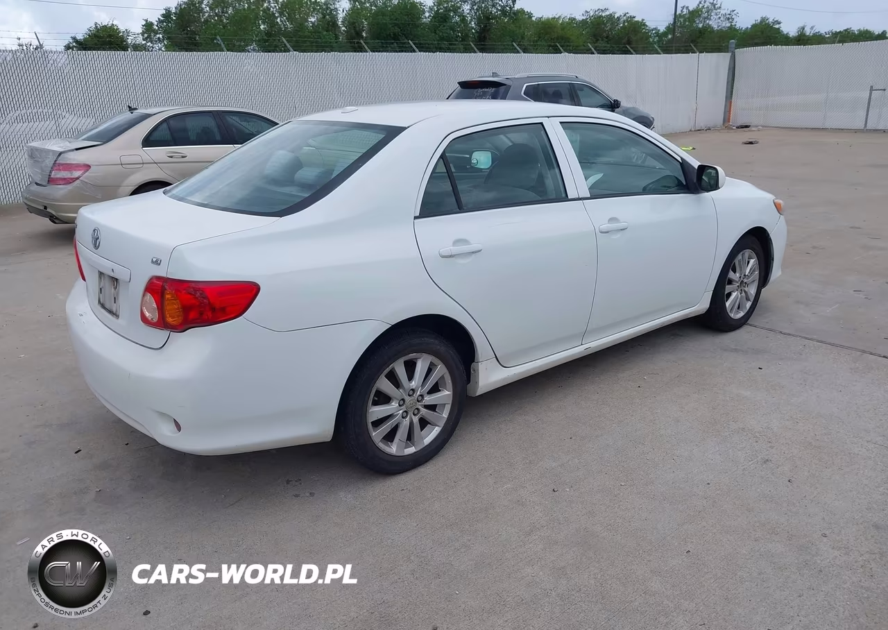 2010 Toyota Corolla Le VIN:2T1BU4EE8AC363064 - 4