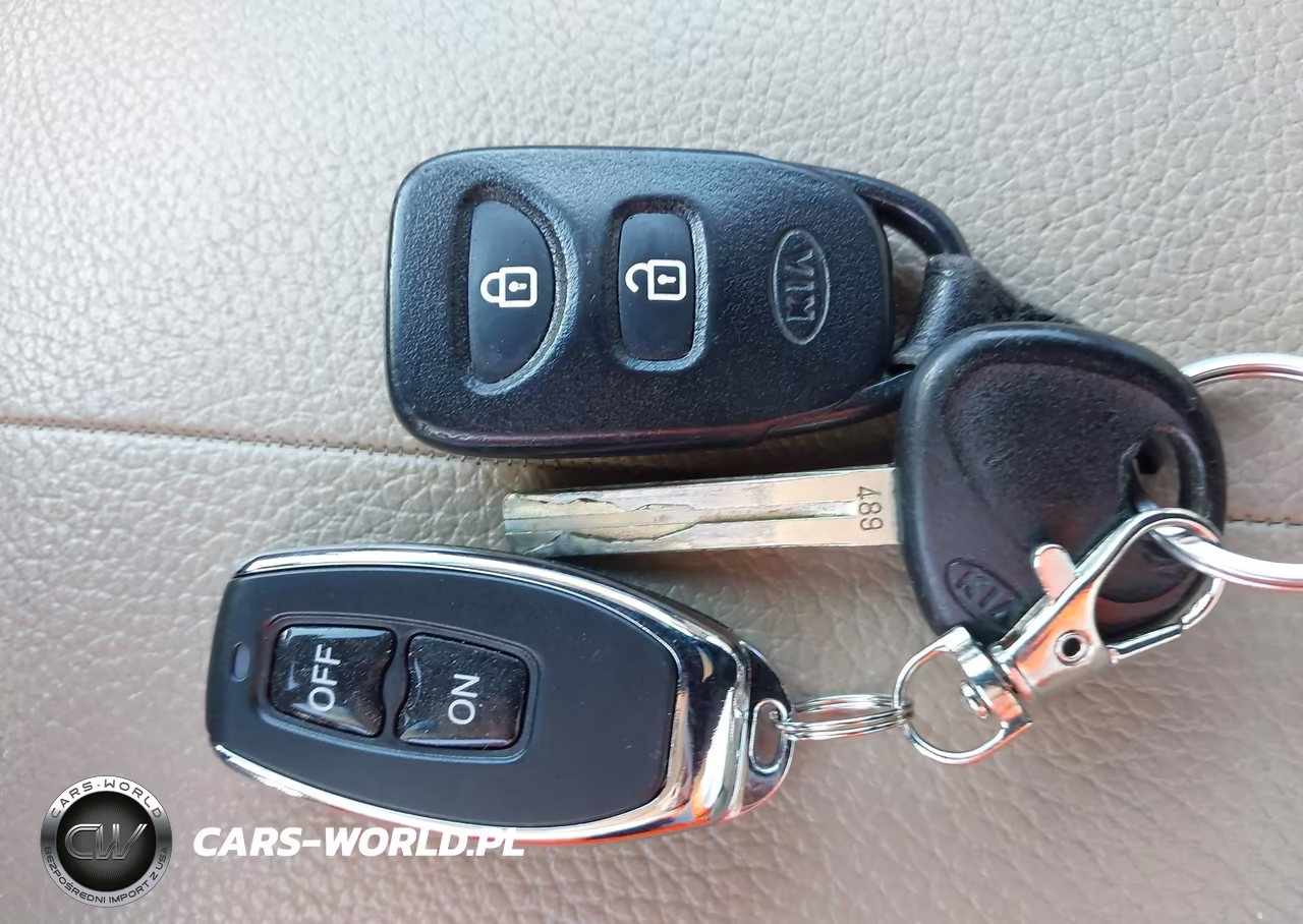 2011 Kia Sorento Lx VIN:5XYKTCA1XBG055349 - 11