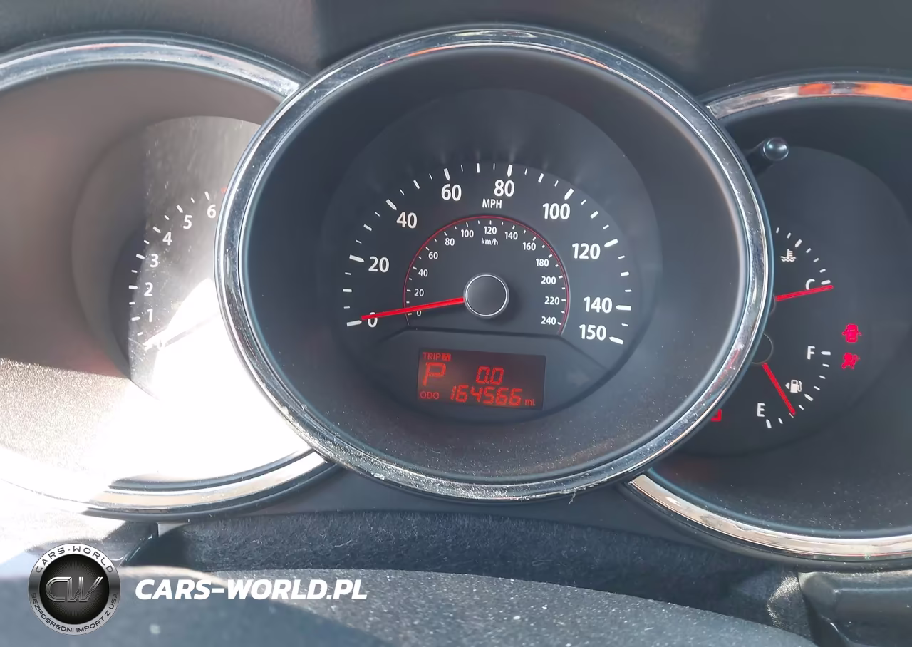 2011 Kia Sorento Lx VIN:5XYKTCA1XBG055349 - 7