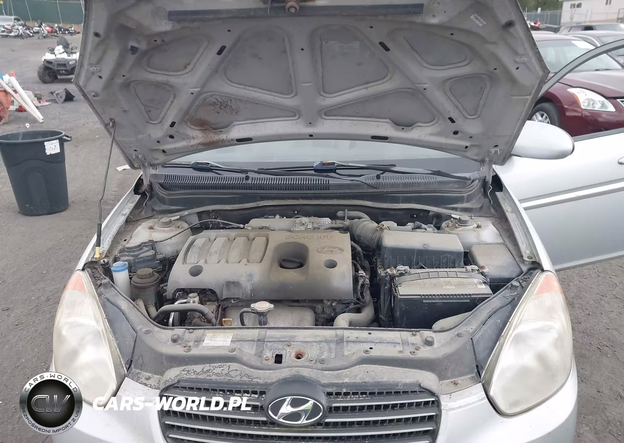 2009 Hyundai Accent Gls VIN:KMHCN46C09U320427 - 10