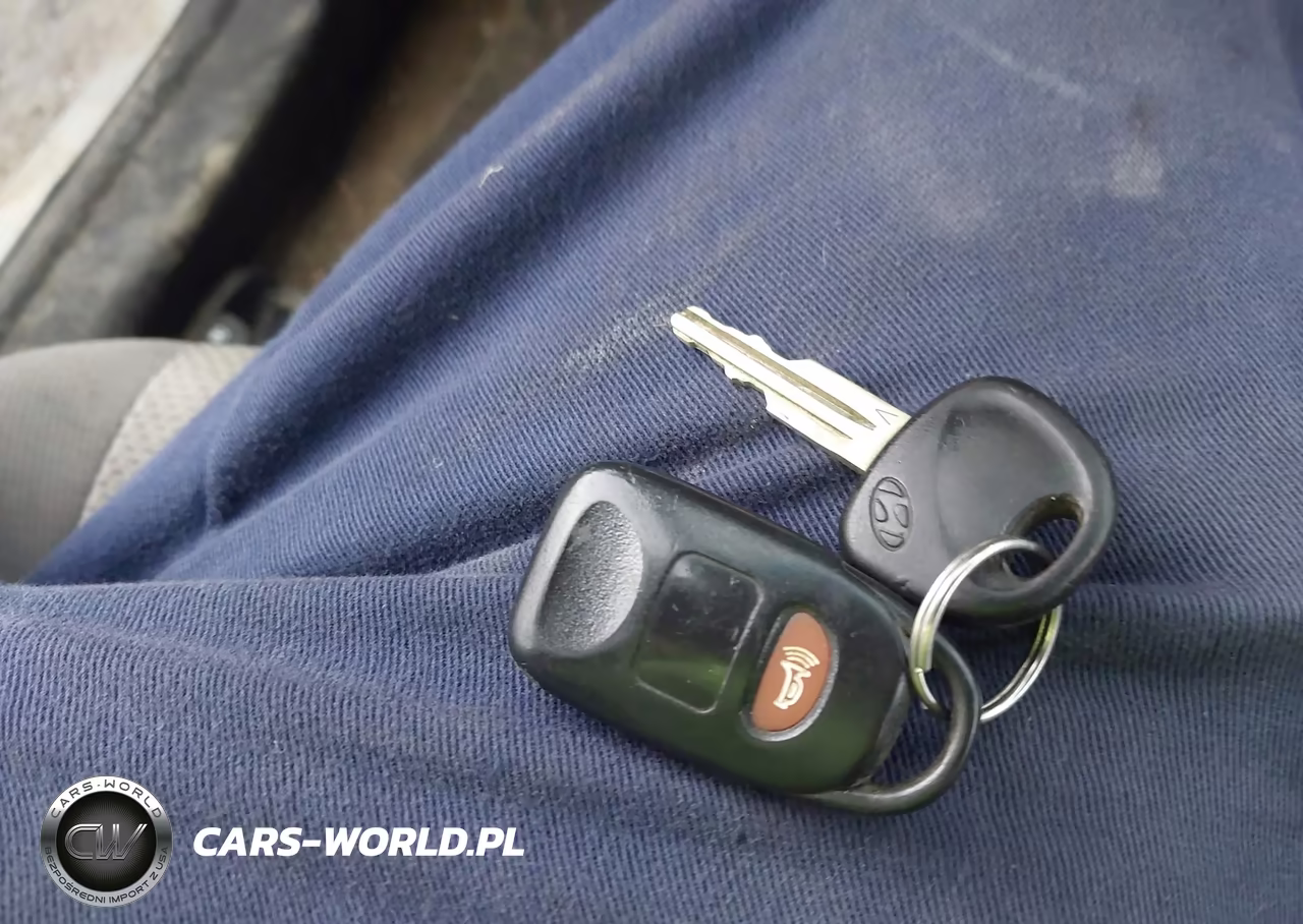 2009 Hyundai Accent Gls VIN:KMHCN46C09U320427 - 11