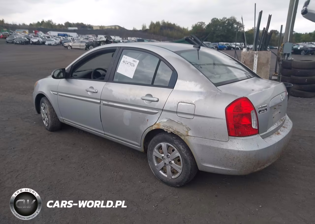2009 Hyundai Accent Gls VIN:KMHCN46C09U320427 - 3