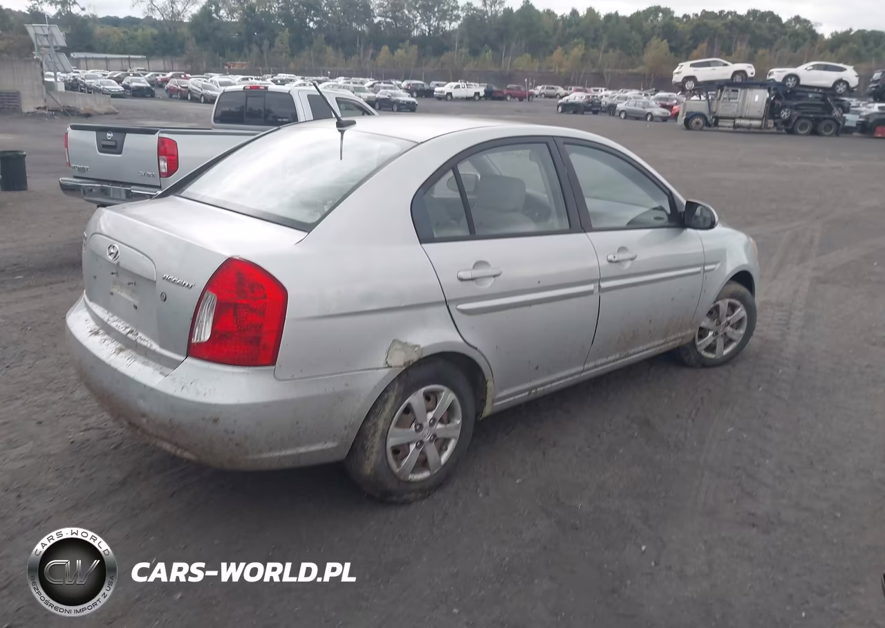 2009 Hyundai Accent Gls VIN:KMHCN46C09U320427 - 4