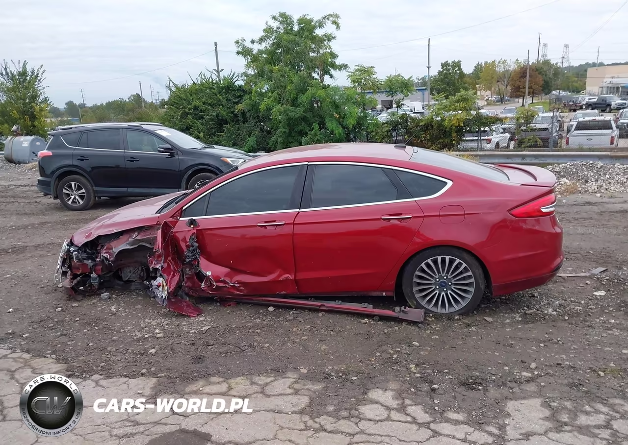 2018 Ford Fusion Hybrid Titanium VIN:3FA6P0RU3JR181548 - 14