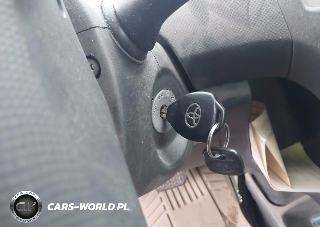 2008 Toyota Yaris VIN:JTDJT923285195461 - 11
