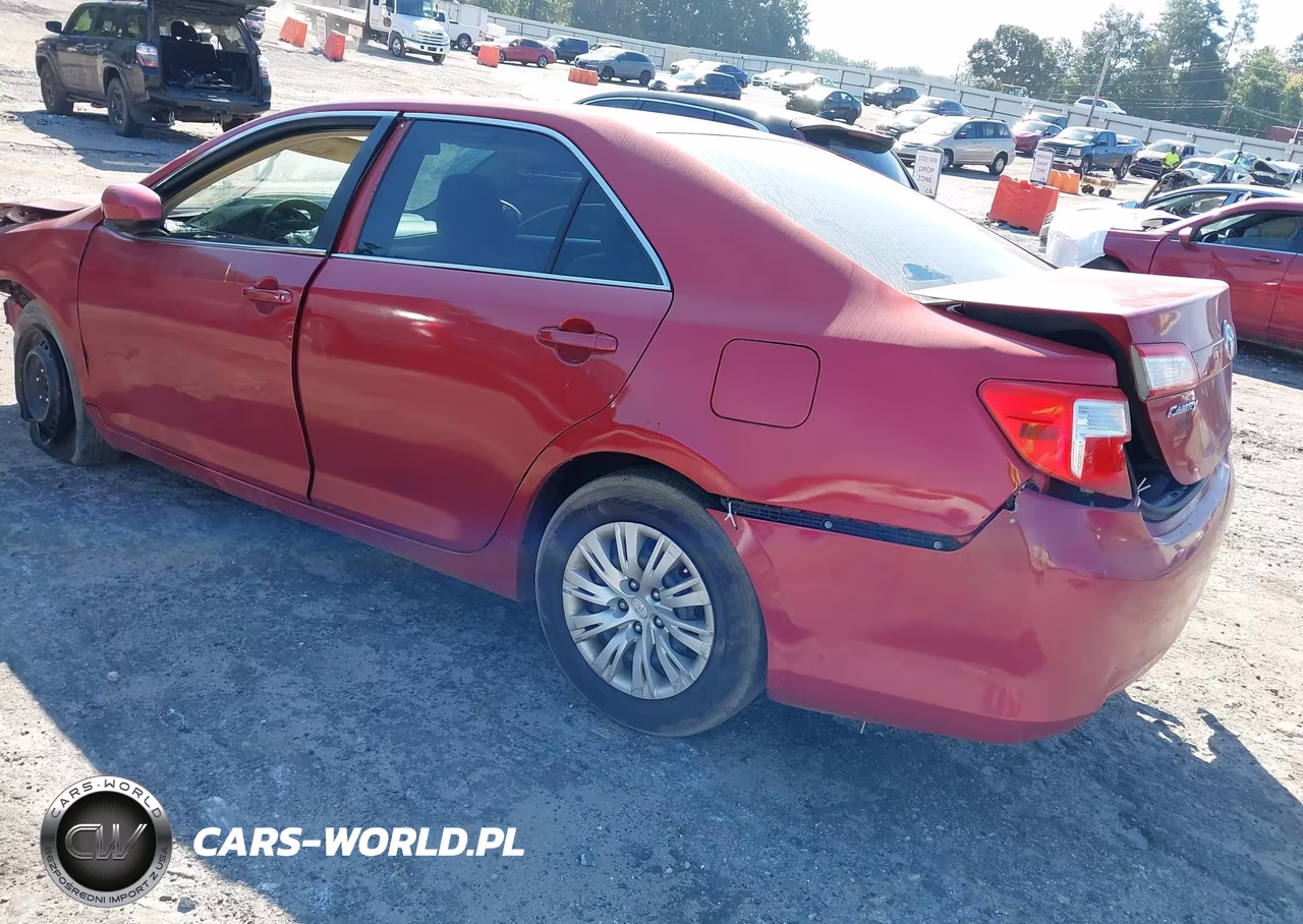 2014 Toyota Camry L VIN:4T1BF1FKXEU767923 - 3