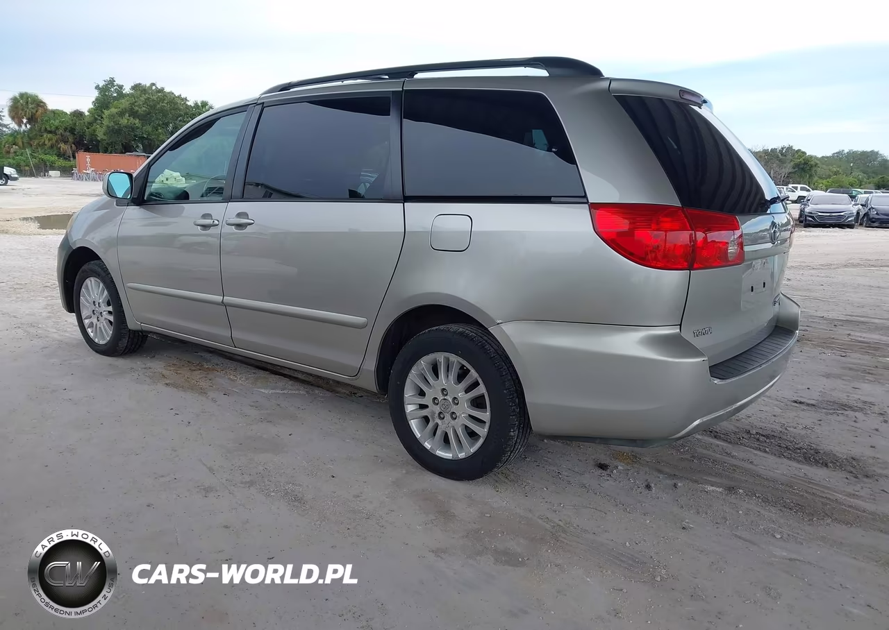 2009 Toyota Sienna Xle VIN:5TDBK22CX9S028176 - 3