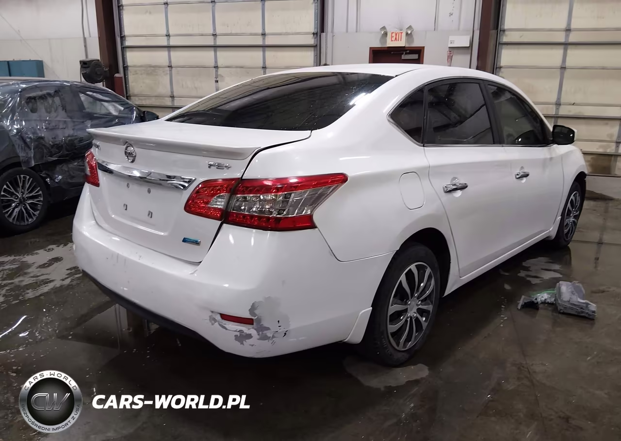 2014 Nissan Sentra S VIN:3N1AB7AP7EL681614 - 4