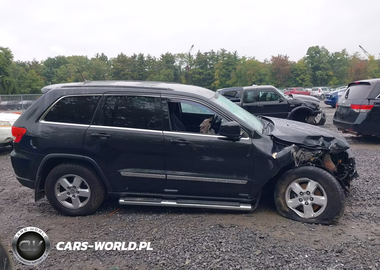 2012 Jeep Grand Cherokee Laredo VIN:1C4RJFAG8CC219729 - 13