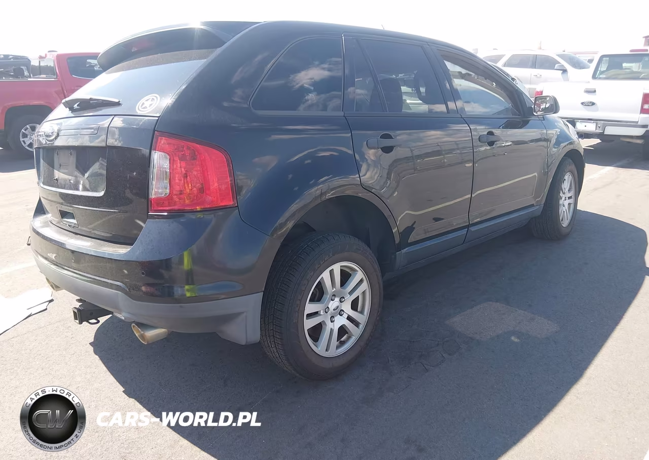 2012 Ford Edge Se VIN:2FMDK3GC2CBA00979 - 4
