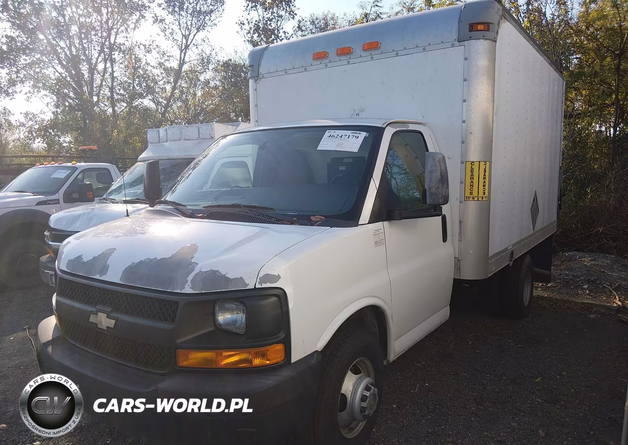 2012 Chevrolet Express Cutaway Work Van VIN:1GB0G2CA9C1165365 - 2
