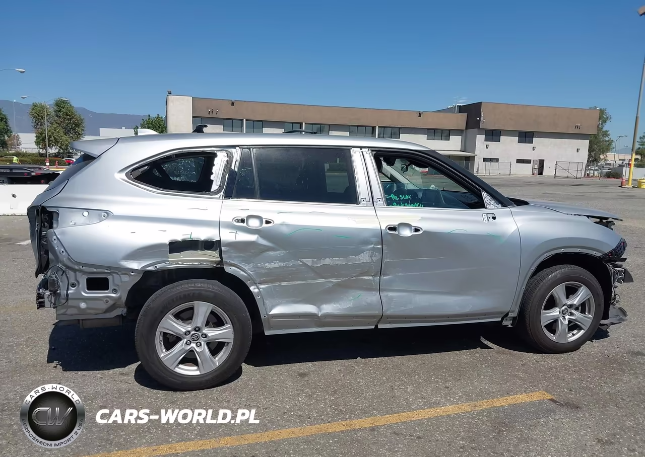 2020 Toyota Highlander Le VIN:5TDZZRAH1LS509117 - 19