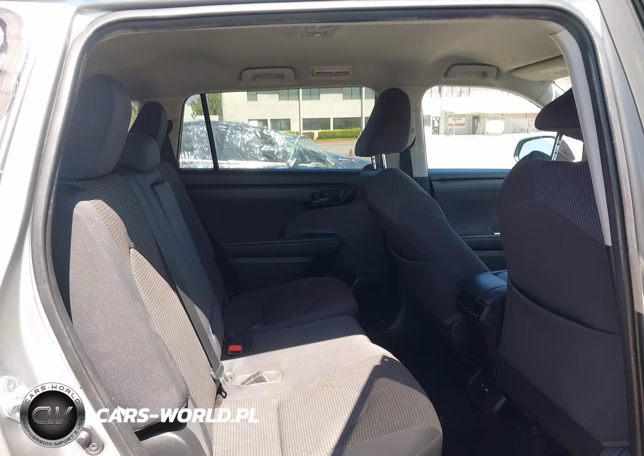 2020 Toyota Highlander Le VIN:5TDZZRAH1LS509117 - 8