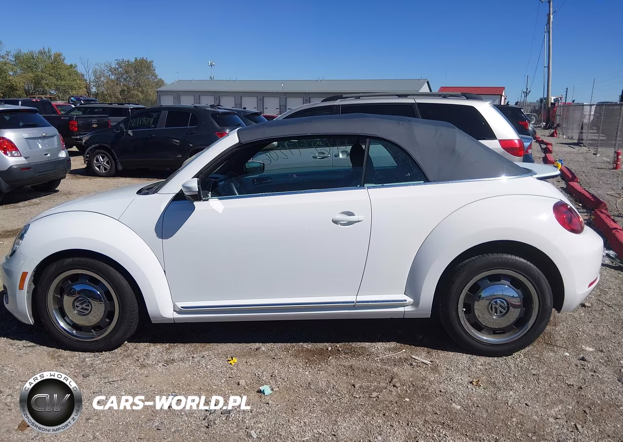 2016 Volkswagen Beetle 1.8T Denim VIN:3VW507AT4GM816334 - 14
