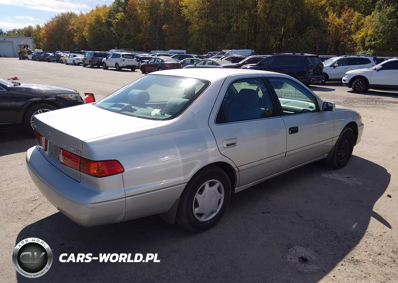2000 Toyota Camry Ce VIN:4T1BG22K1YU007988 - 4