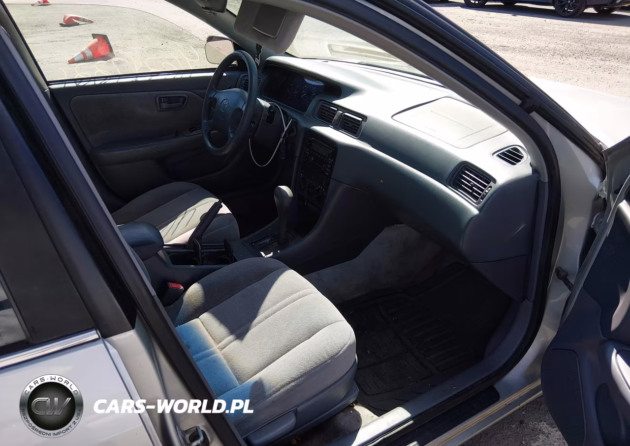2000 Toyota Camry Ce VIN:4T1BG22K1YU007988 - 5