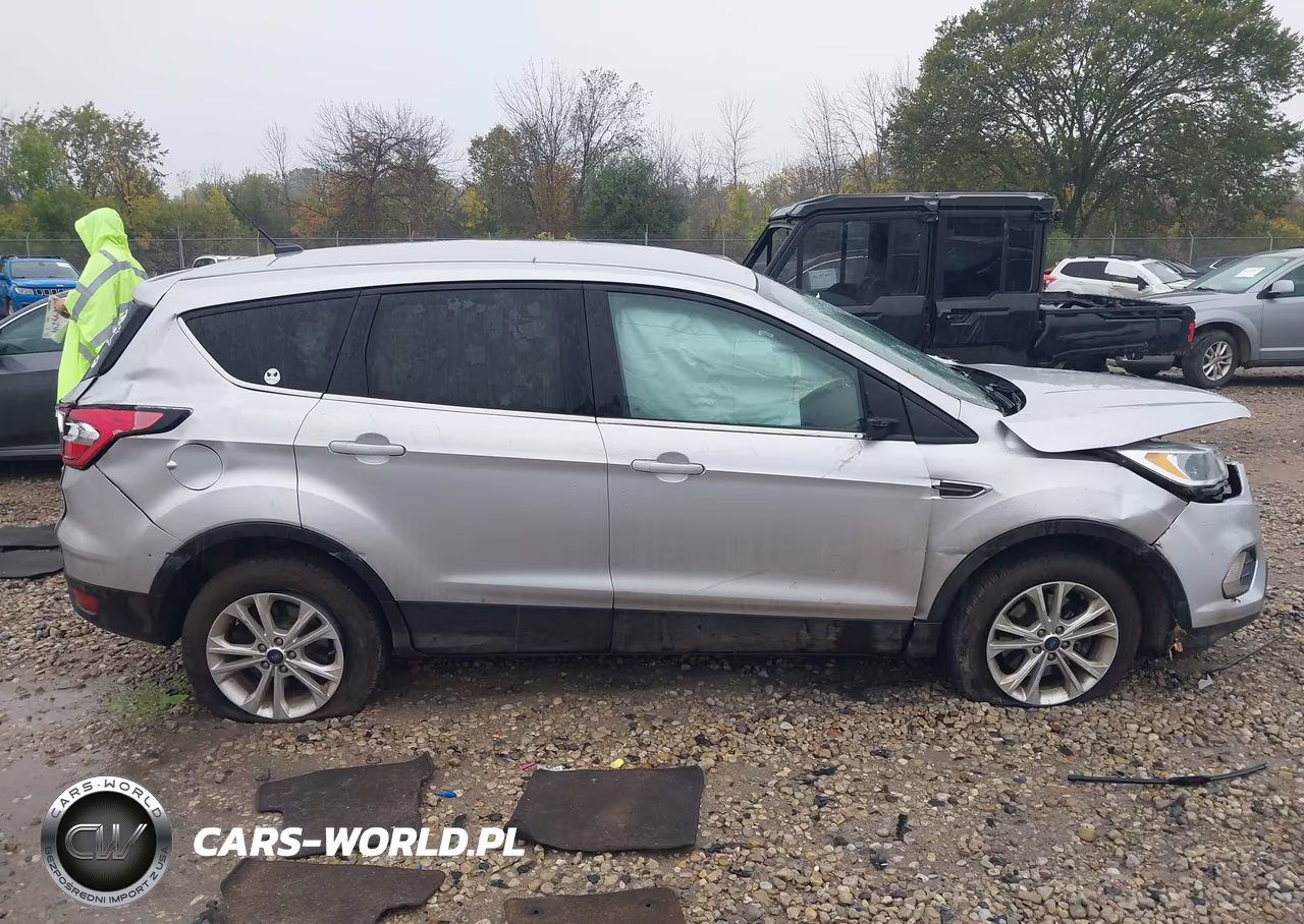 2017 Ford Escape Se VIN:1FMCU9G98HUD44248 - 13