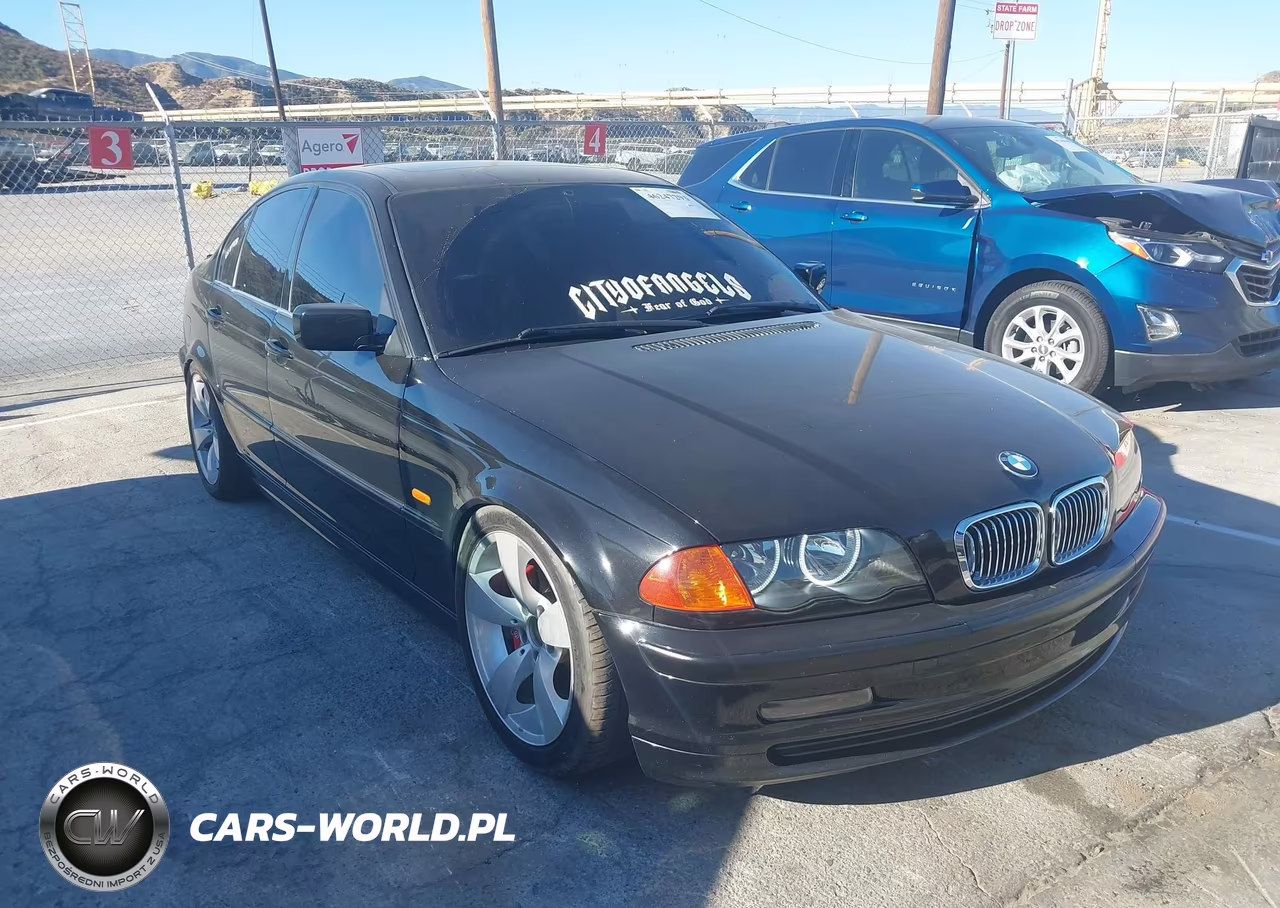 2000 BMW 323I