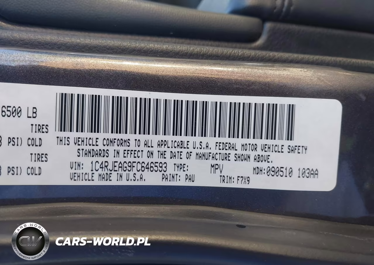 2015 Jeep Grand Cherokee Laredo VIN:1C4RJEAG9FC646593 - 9