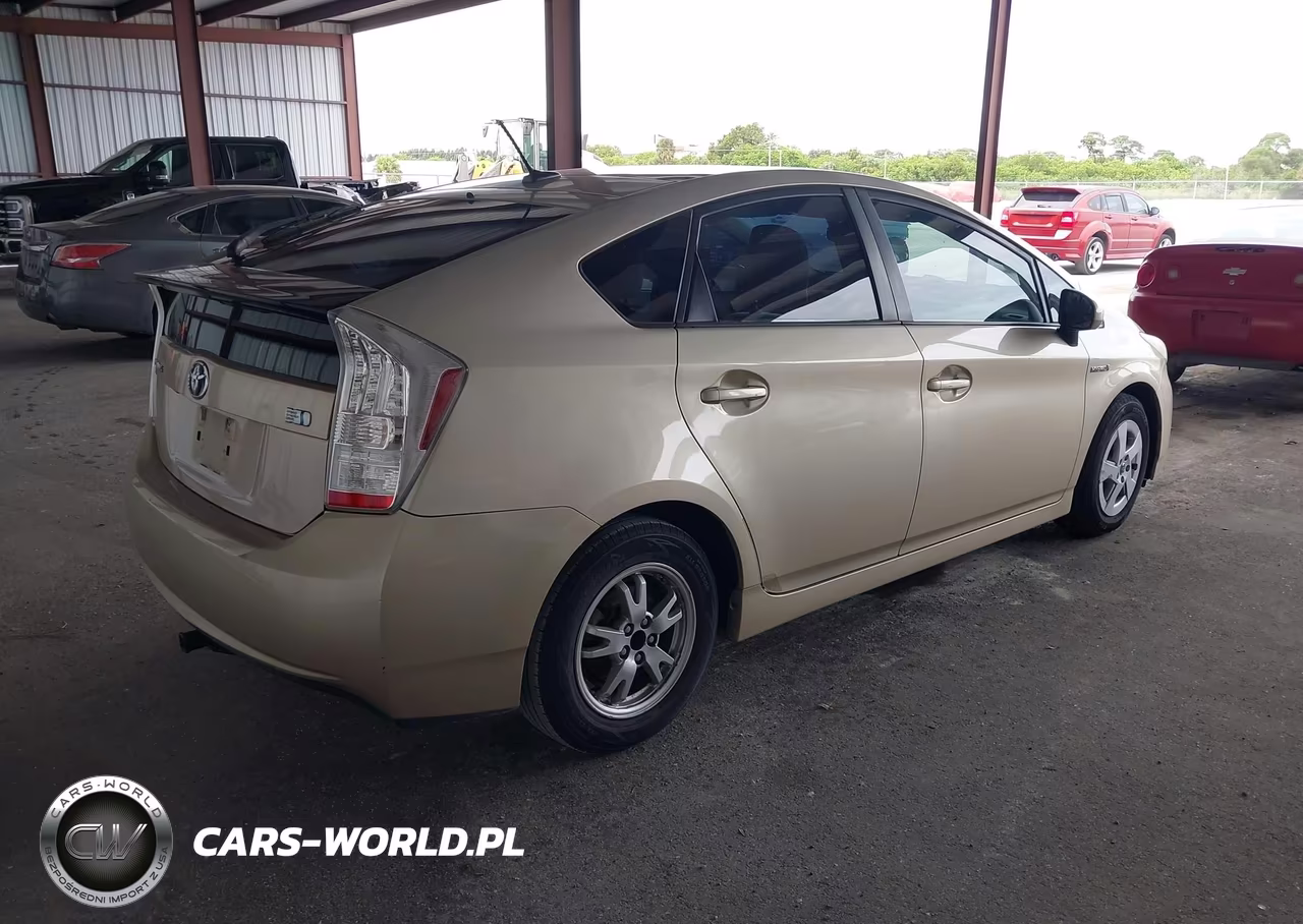 2010 Toyota Prius Iii VIN:JTDKN3DU9A0179438 - 4