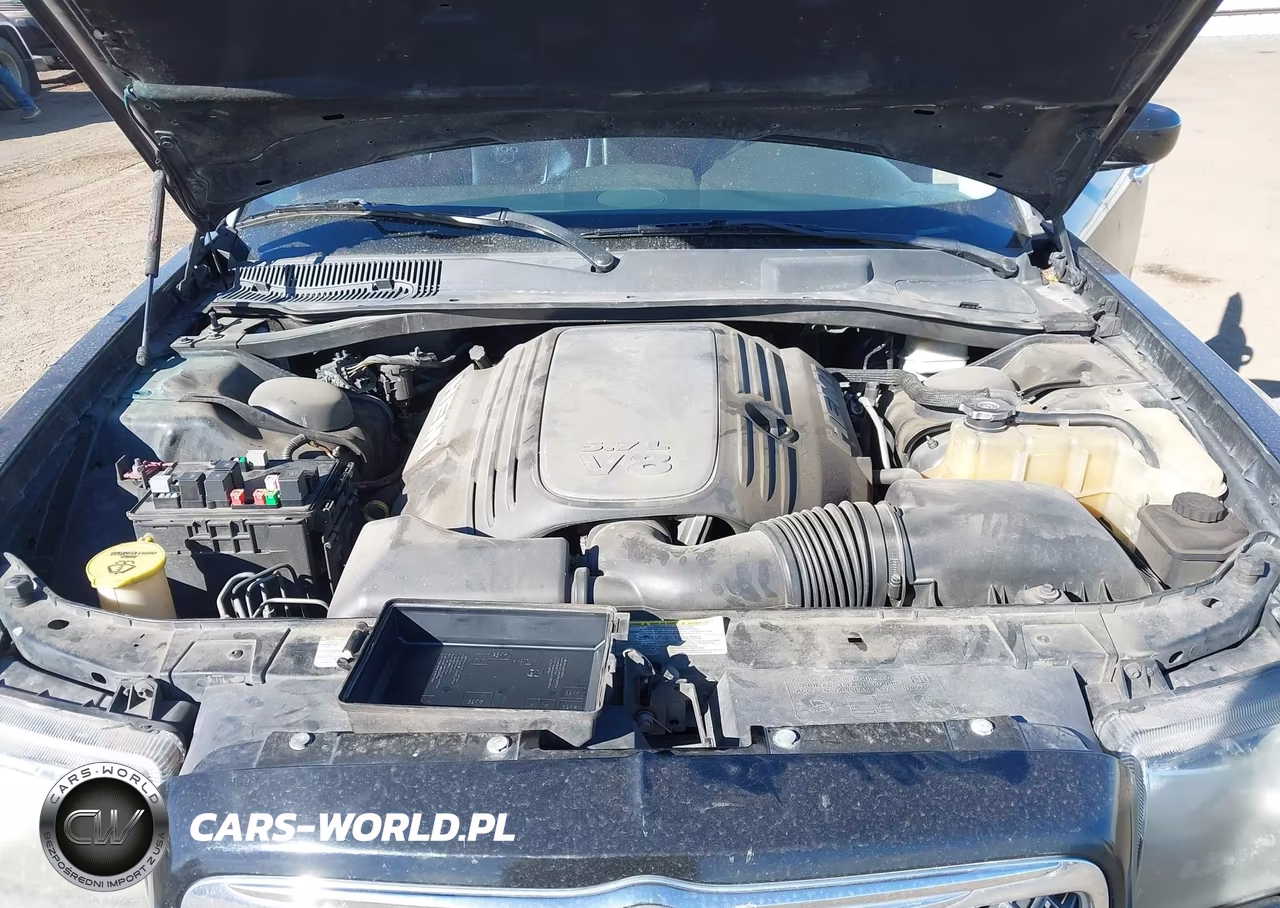 2010 Chrysler 300C V8 VIN:2C3CA9CT5AH270749 - 10