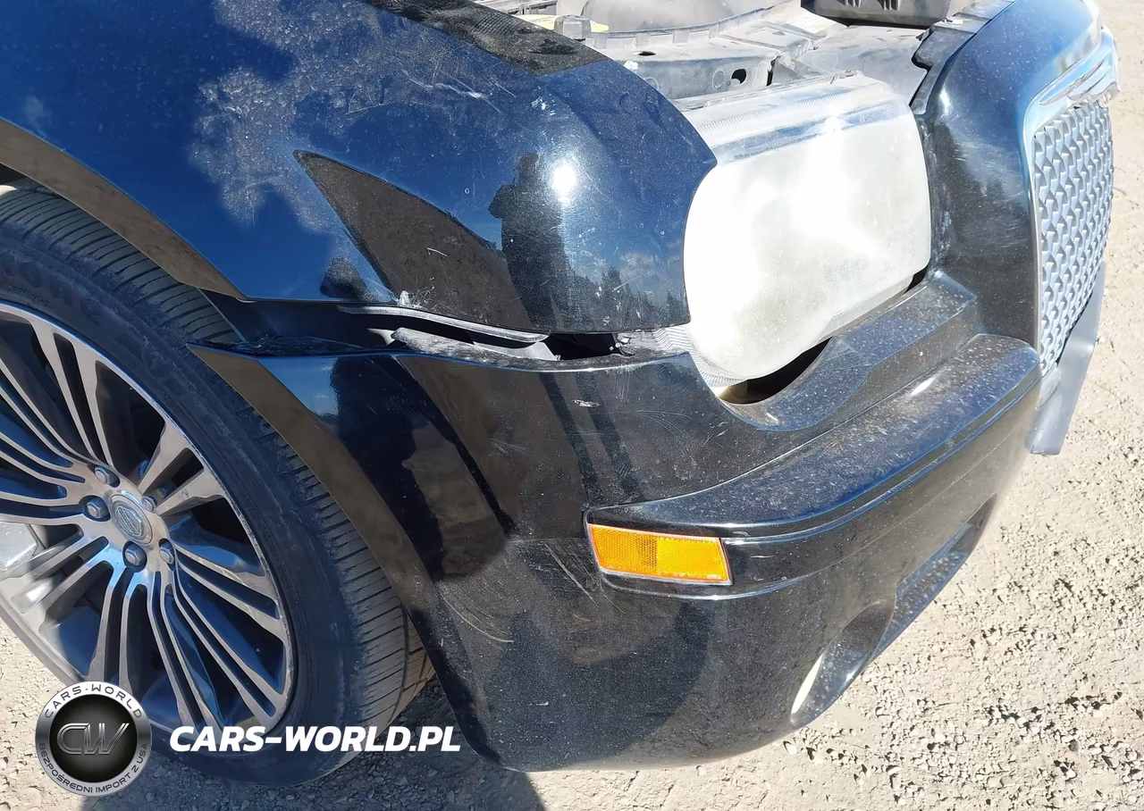 2010 Chrysler 300C V8 VIN:2C3CA9CT5AH270749 - 11