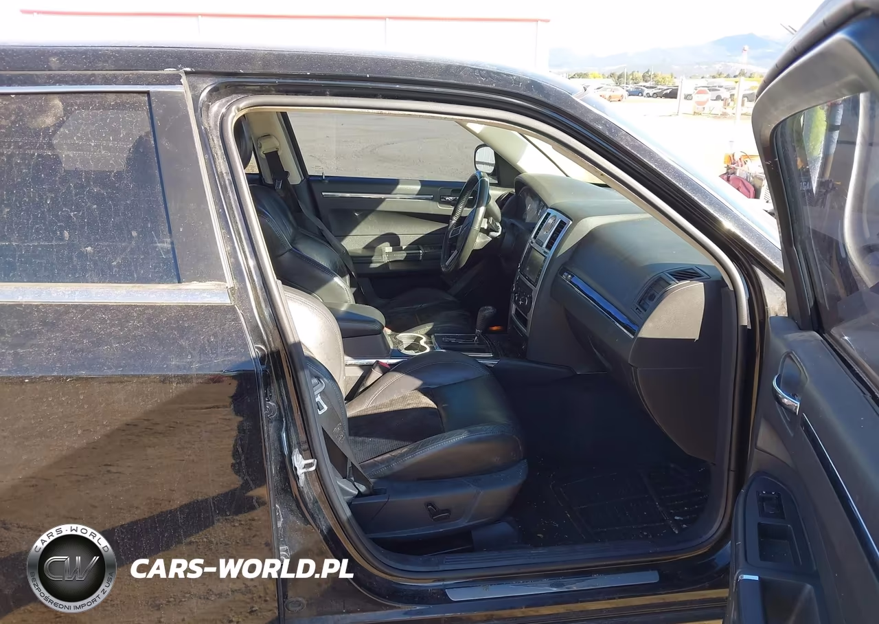 2010 Chrysler 300C V8 VIN:2C3CA9CT5AH270749 - 5