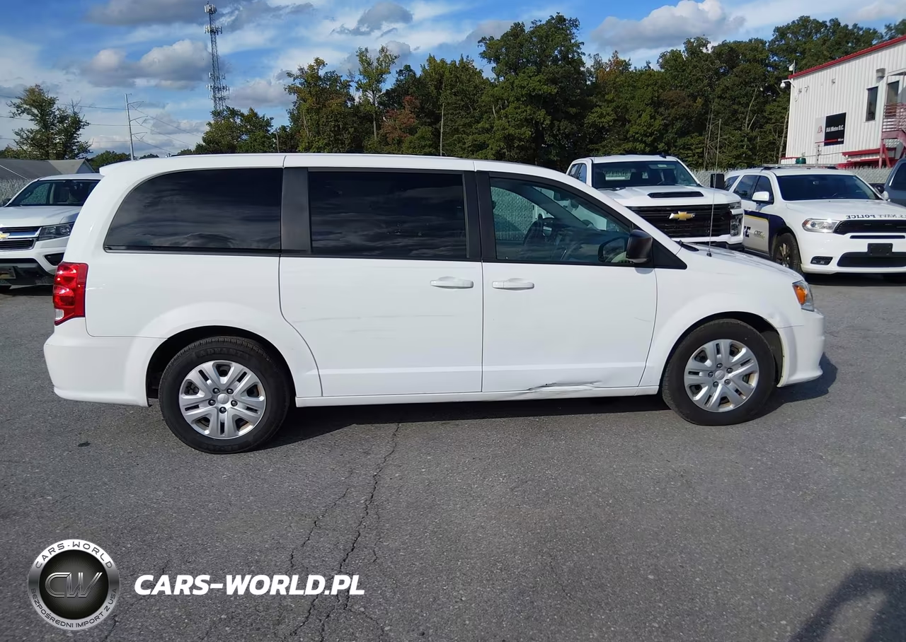 2018 Dodge Grand Caravan Se VIN:2C4RDGBG5JR273389 - 18