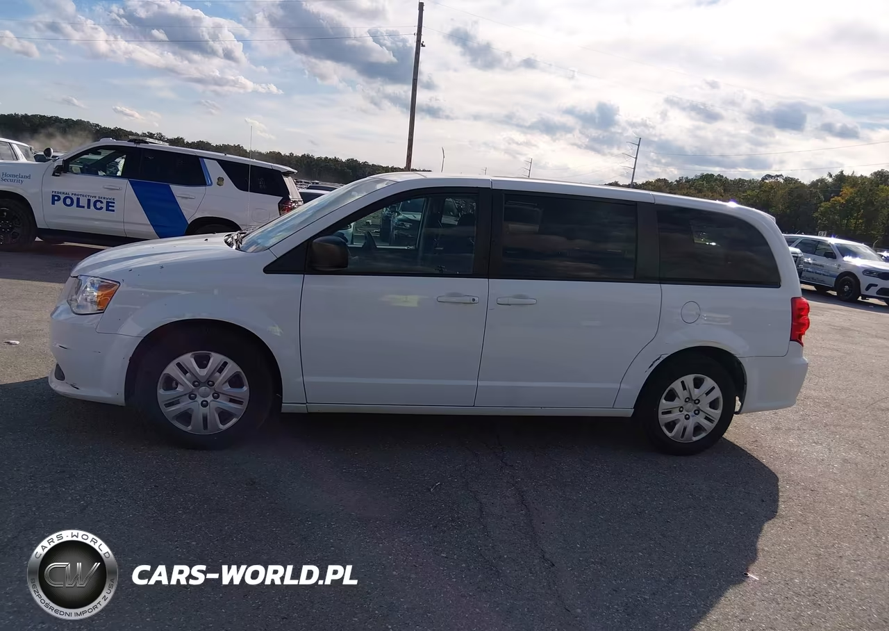 2018 Dodge Grand Caravan Se VIN:2C4RDGBG5JR273389 - 19
