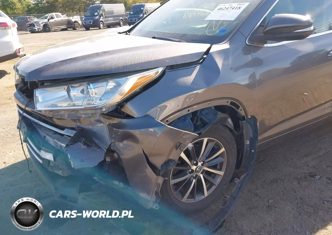 2017 Toyota Highlander Xle VIN:5TDJZRFH6HS391286 - 6