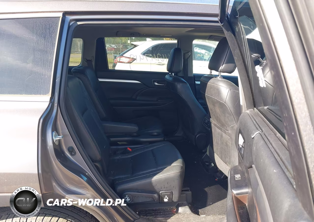 2017 Toyota Highlander Xle VIN:5TDJZRFH6HS391286 - 8