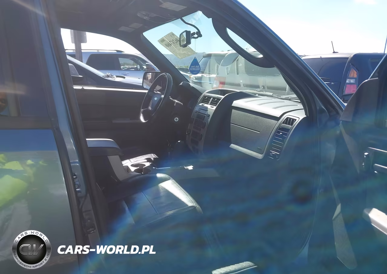 2011 Ford Escape Xlt VIN:1FMCU0D78BKA68493 - 5