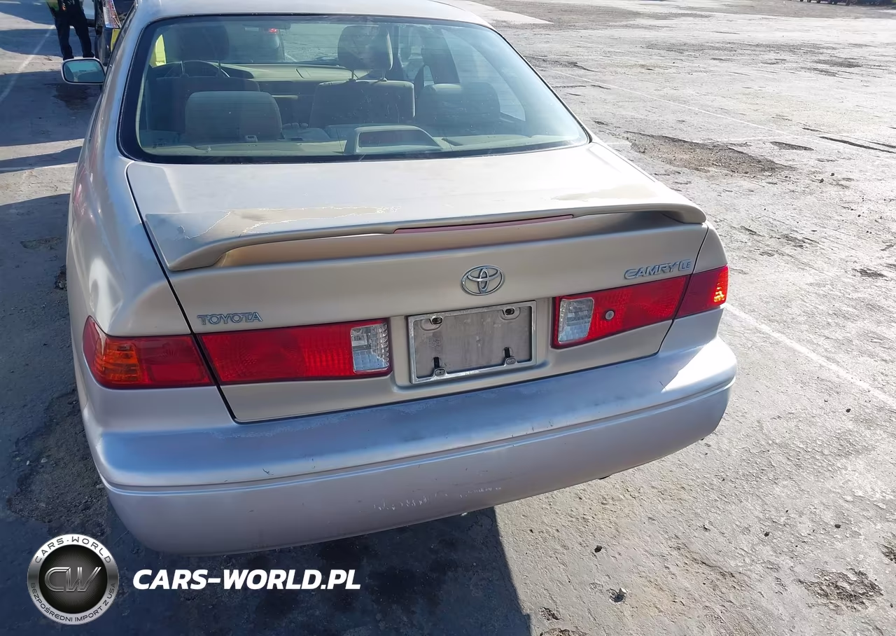 2000 Toyota Camry Le VIN:JT2BG28K4Y0423691 - 15