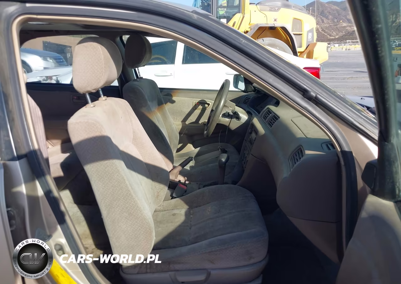 2000 Toyota Camry Le VIN:JT2BG28K4Y0423691 - 5
