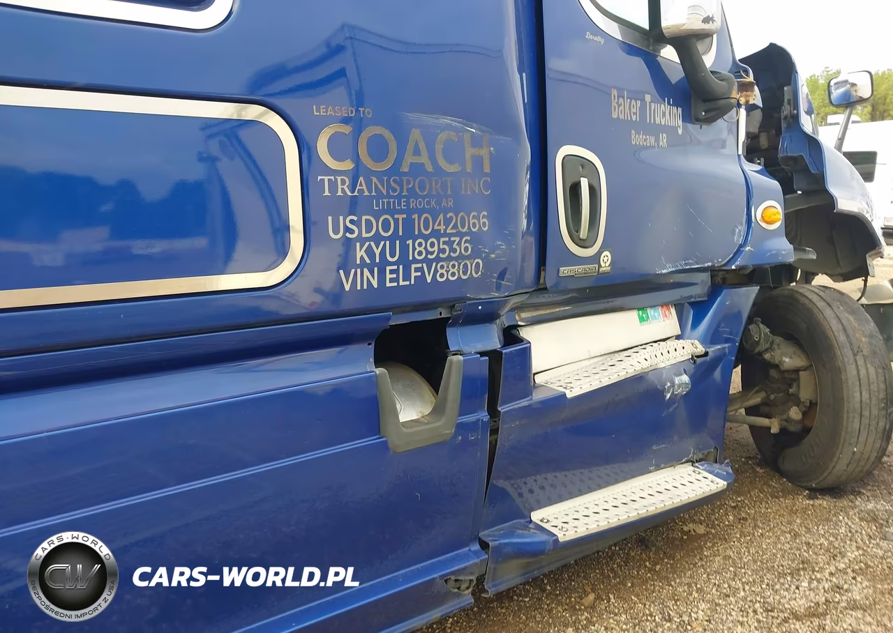 2014 Freightliner Cascadia 125 VIN:1FUJGLD52ELFV8800 - 20