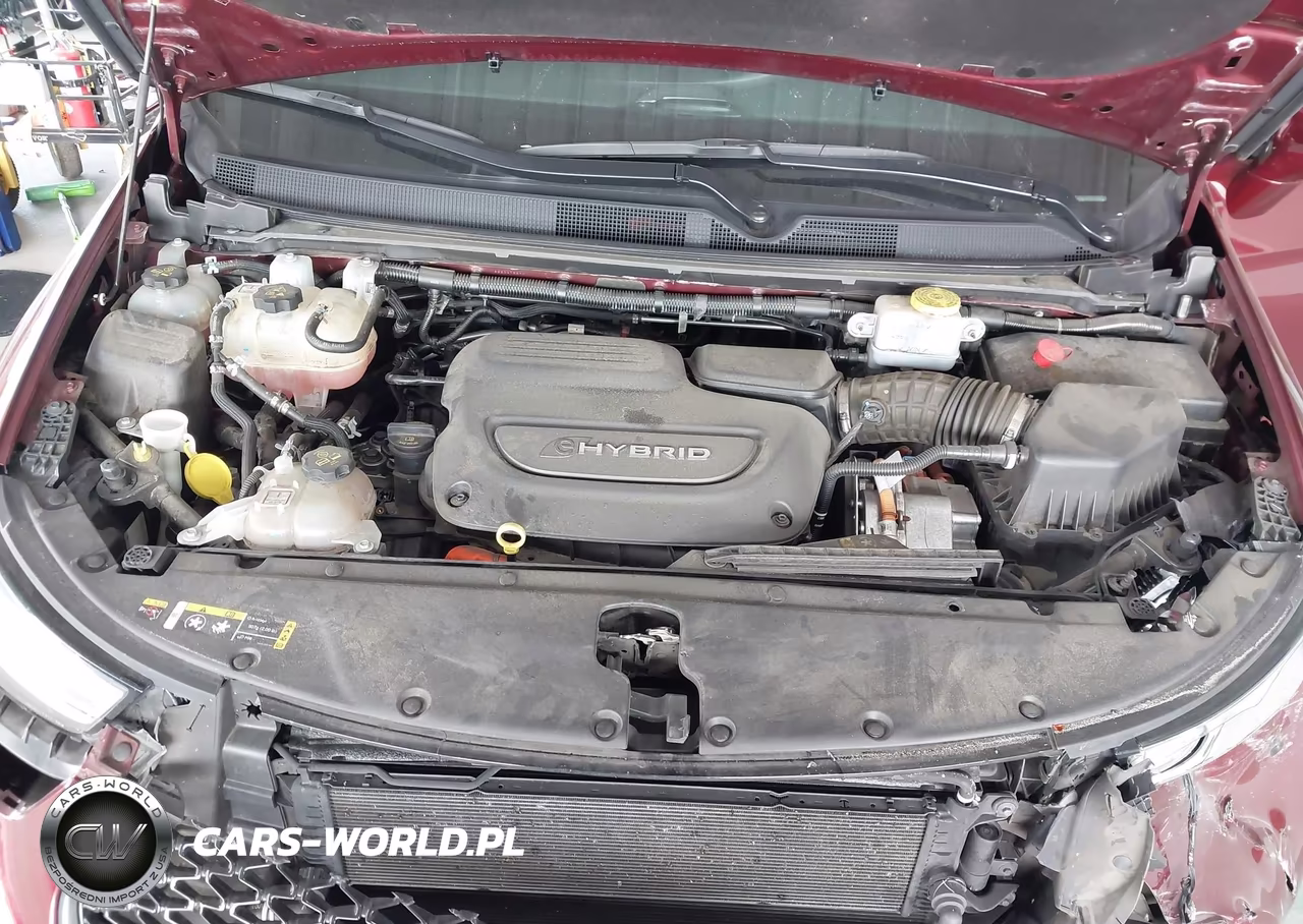 2022 Chrysler Pacifica Hybrid Limited VIN:2C4RC1S77NR216147 - 10