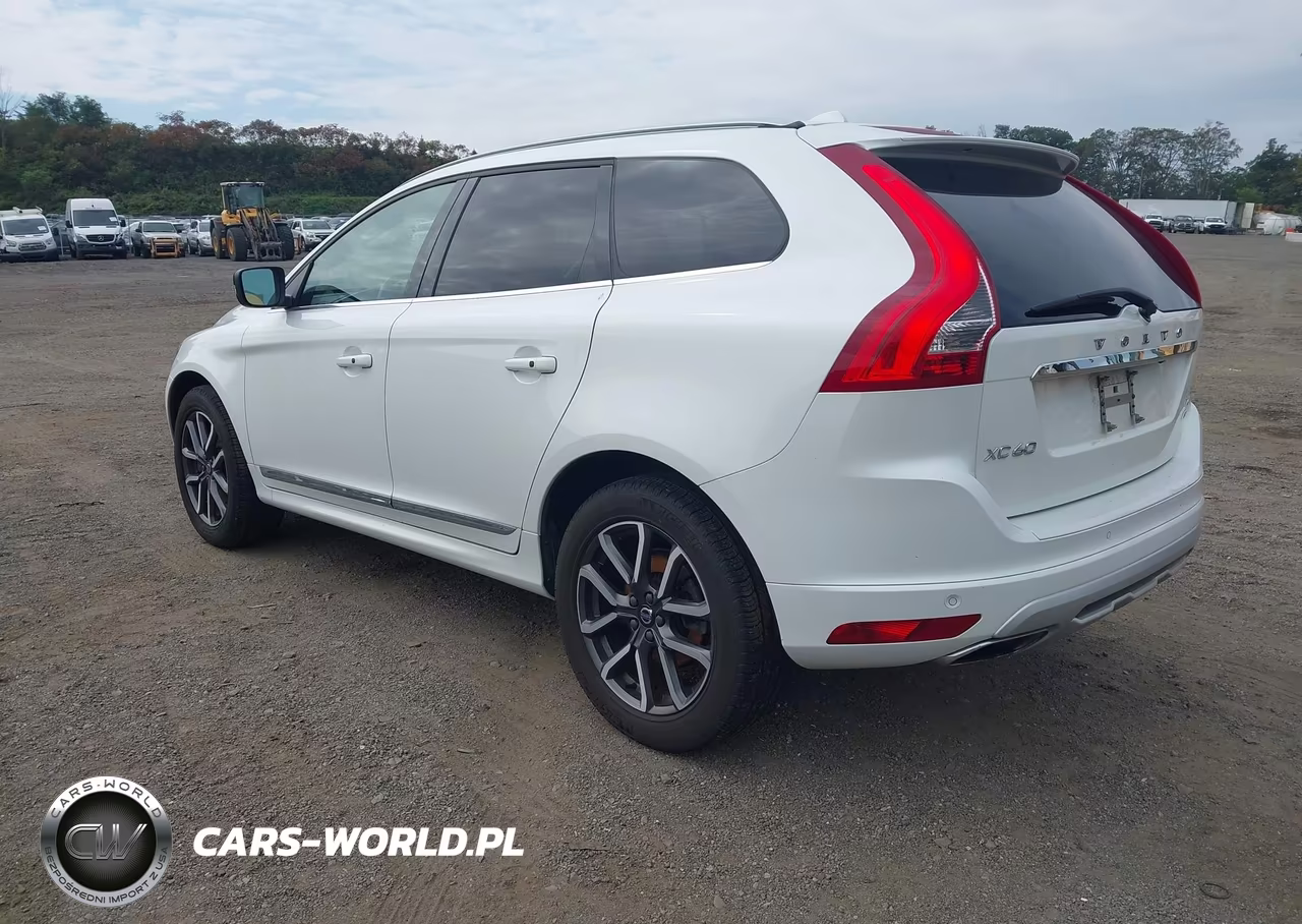 2017 Volvo Xc60 T6 Dynamic VIN:YV449MRR7H2204954 - 3