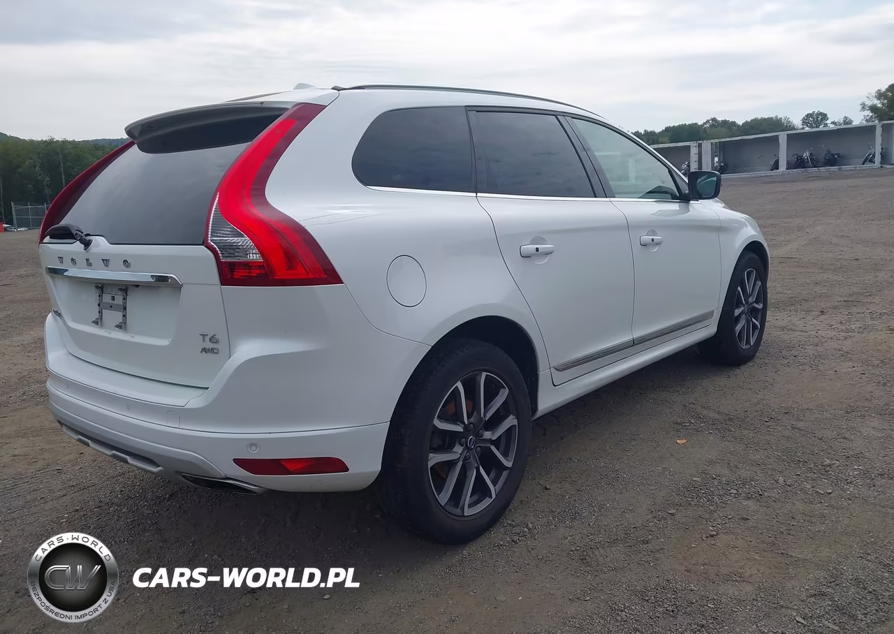 2017 Volvo Xc60 T6 Dynamic VIN:YV449MRR7H2204954 - 4