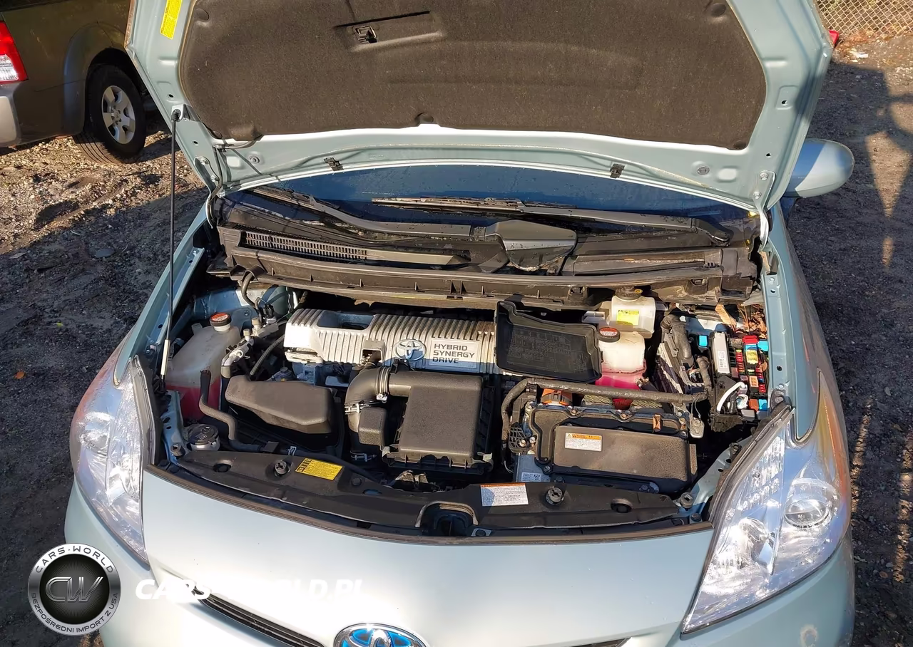 2015 Toyota Prius Three VIN:JTDKN3DU8F1893157 - 10