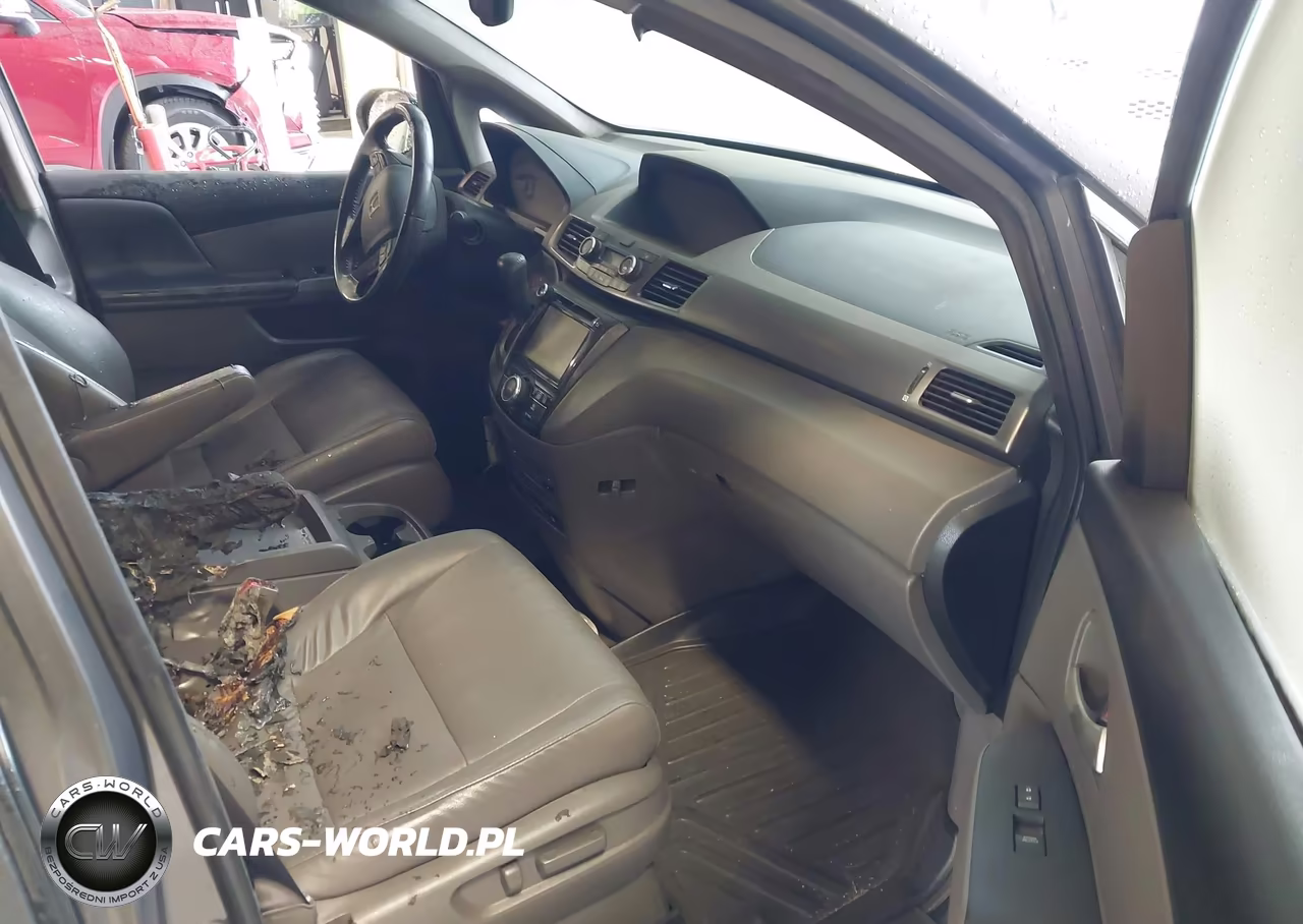 2014 Honda Odyssey Touring-Touring Elite VIN:5FNRL5H90EB074221 - 5