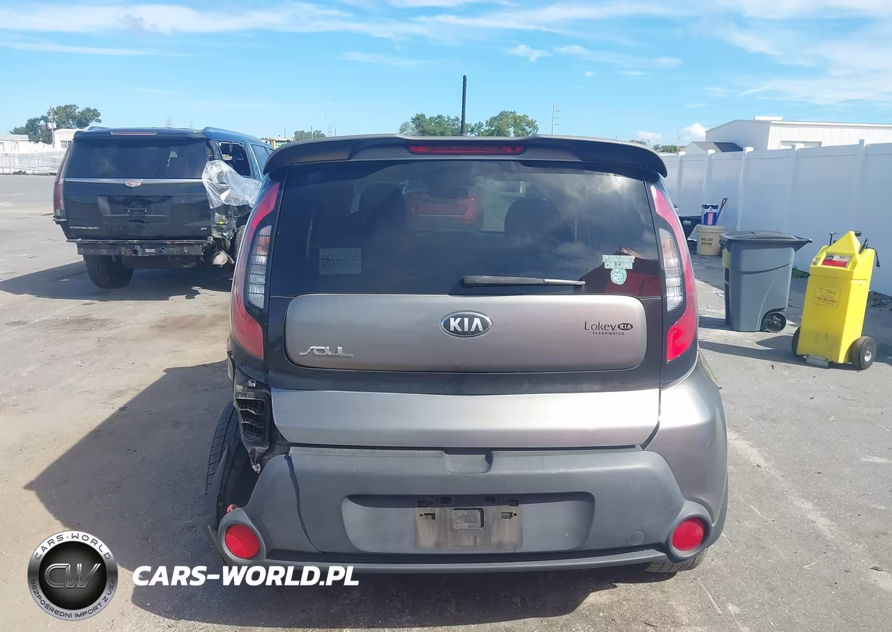2015 Kia Soul + VIN:KNDJP3A58F7212575 - 16
