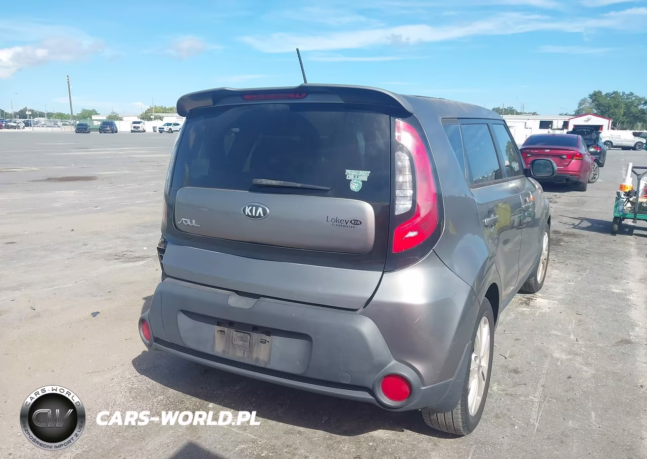 2015 Kia Soul + VIN:KNDJP3A58F7212575 - 4
