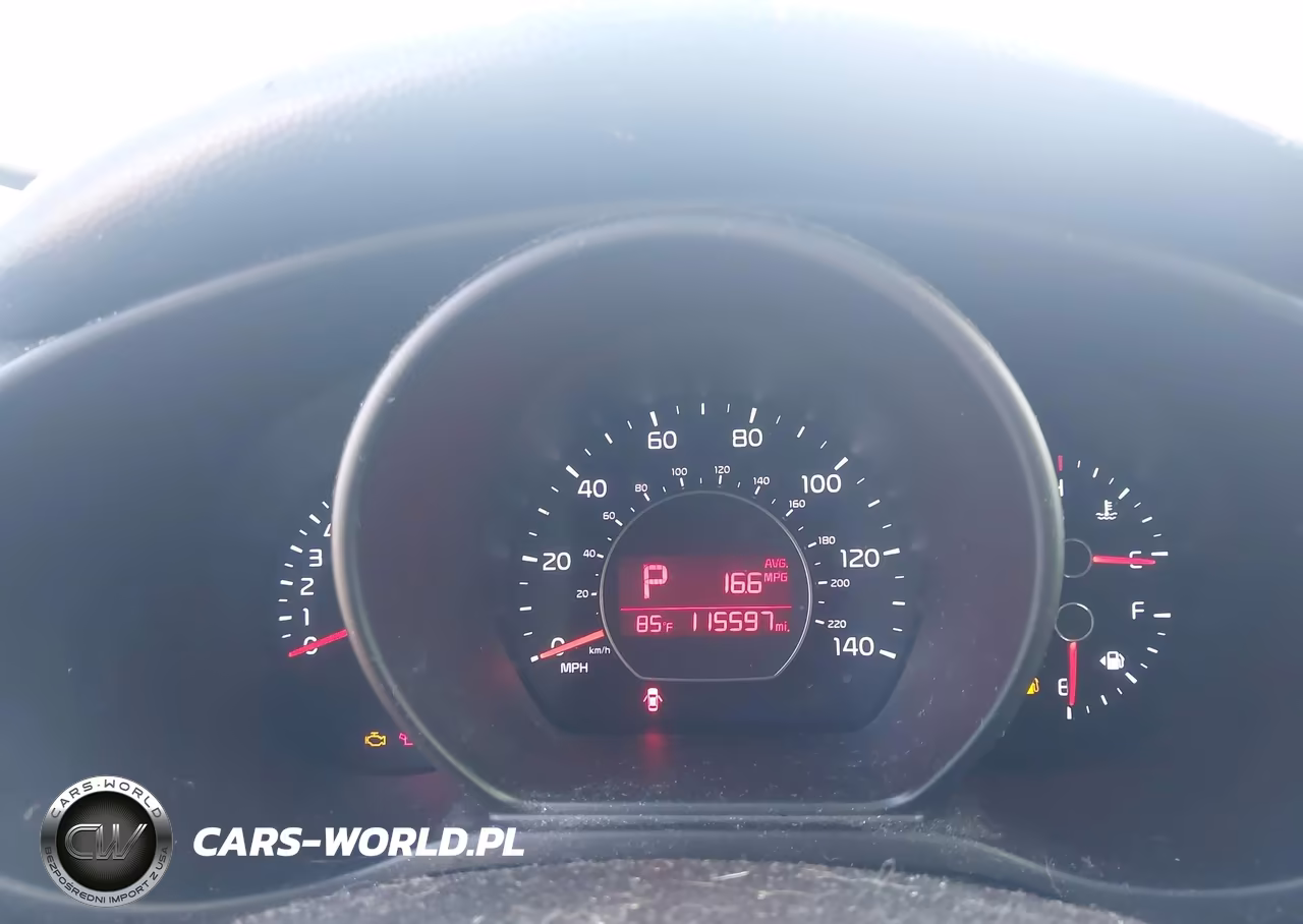 2015 Kia Soul + VIN:KNDJP3A58F7212575 - 7