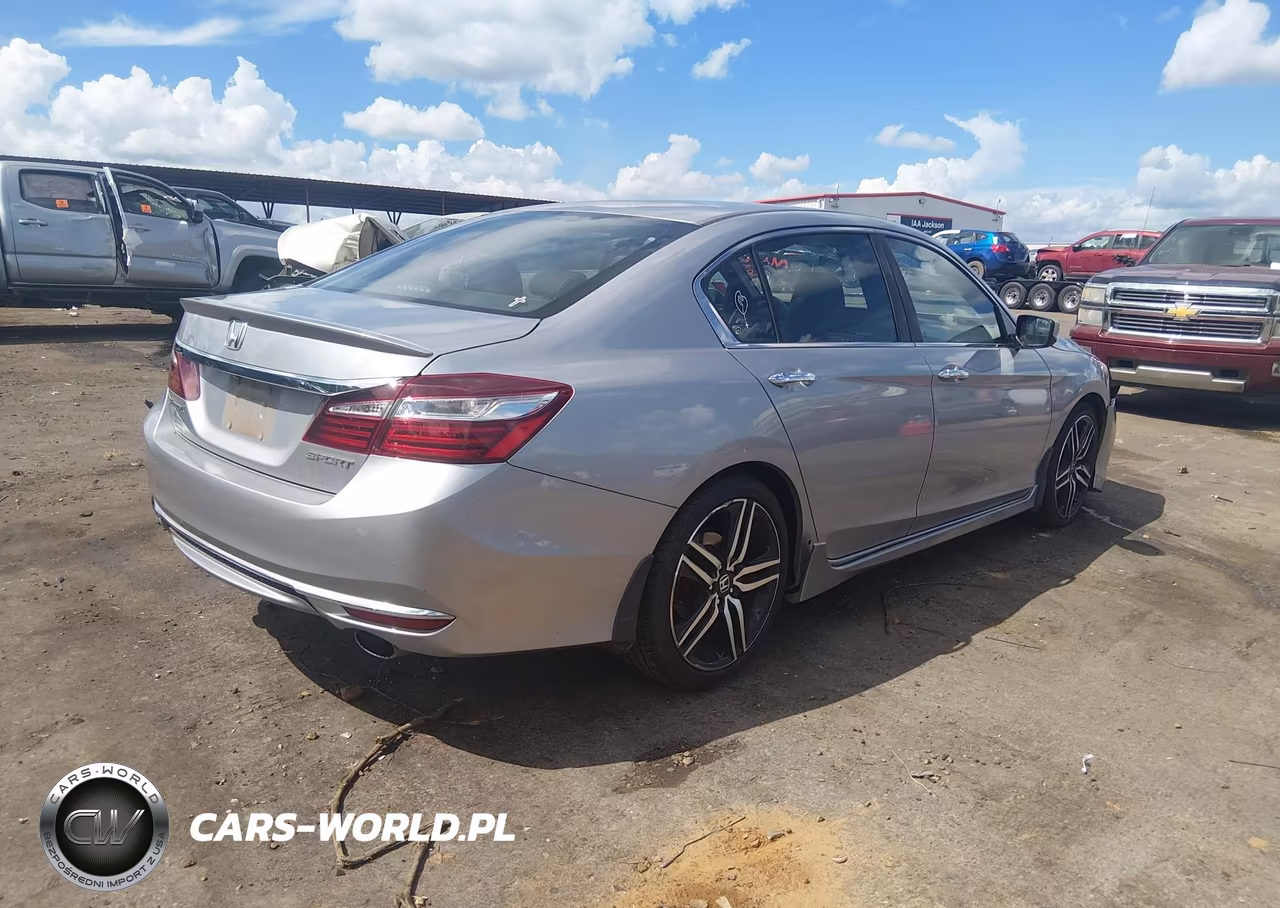 2017 Honda Accord Sport VIN:1HGCR2F55HA254392 - 4