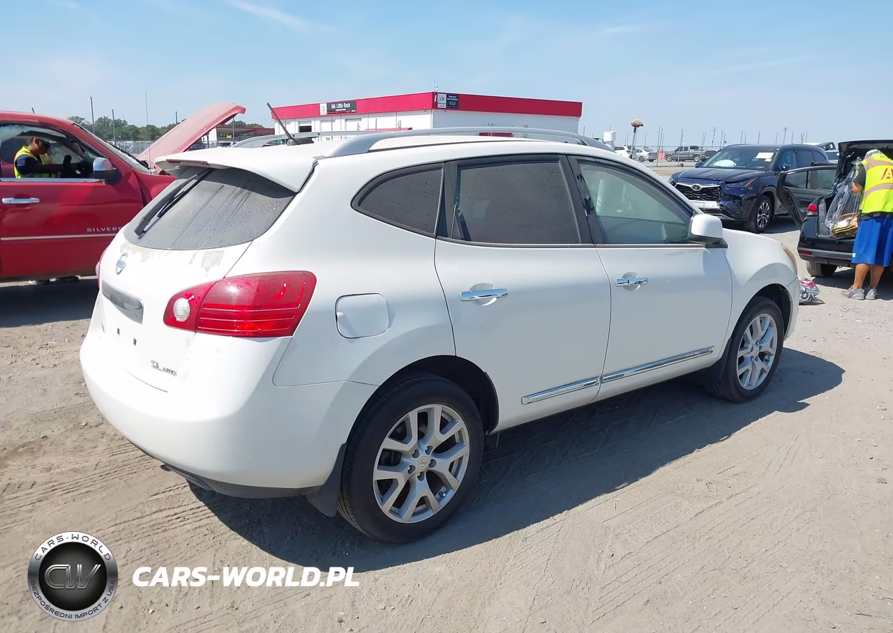 2011 Nissan Rogue Sv VIN:JN8AS5MV1BW265385 - 4