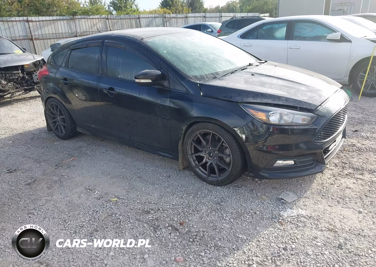 2018 Ford Focus St – zdjęcie 1 z 16