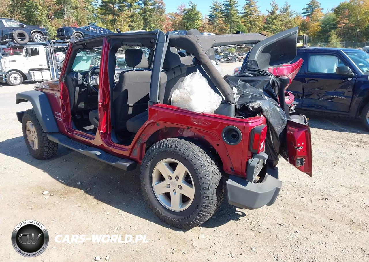 2012 Jeep Wrangler Unlimited Sport VIN:1C4BJWDG0CL286659 - 3