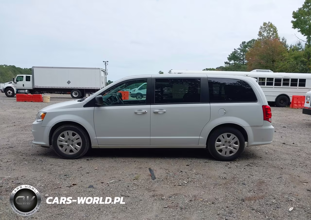 2018 Dodge Grand Caravan Se VIN:2C4RDGBG2JR129847 - 14
