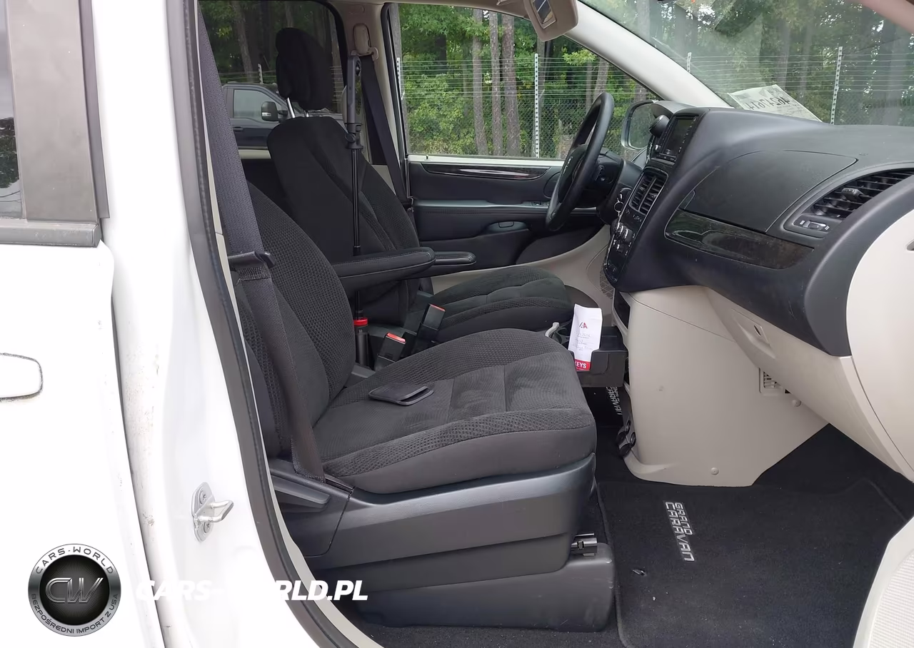 2018 Dodge Grand Caravan Se VIN:2C4RDGBG2JR129847 - 5