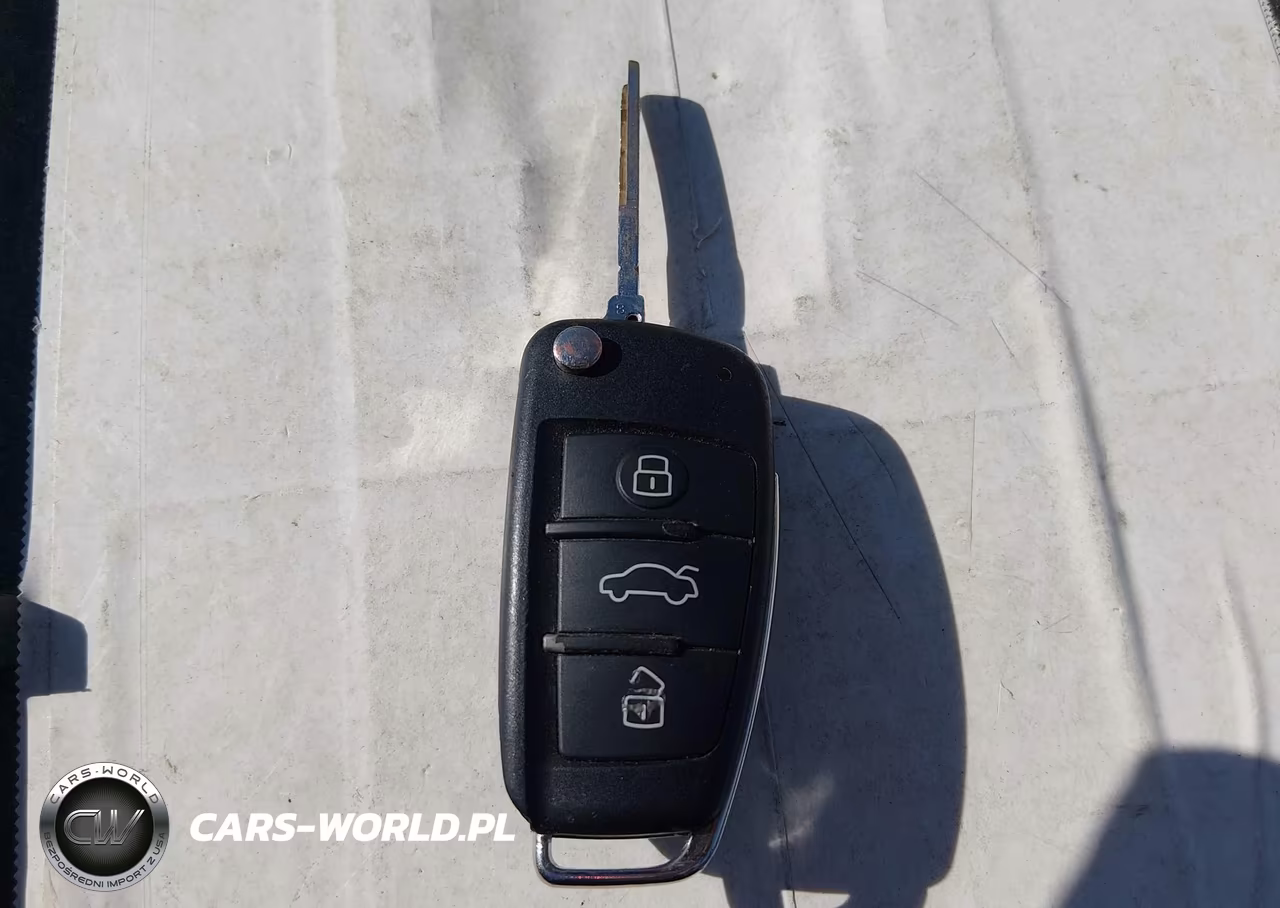 2018 Ford Escape S VIN:1FMCU0F79JUA35194 - 11